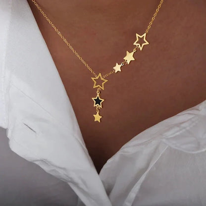 https://cdn.shopify.com/s/files/1/0820/4999/0943/files/shooting-star-celestial-necklace-528968.webp?v=1712845056