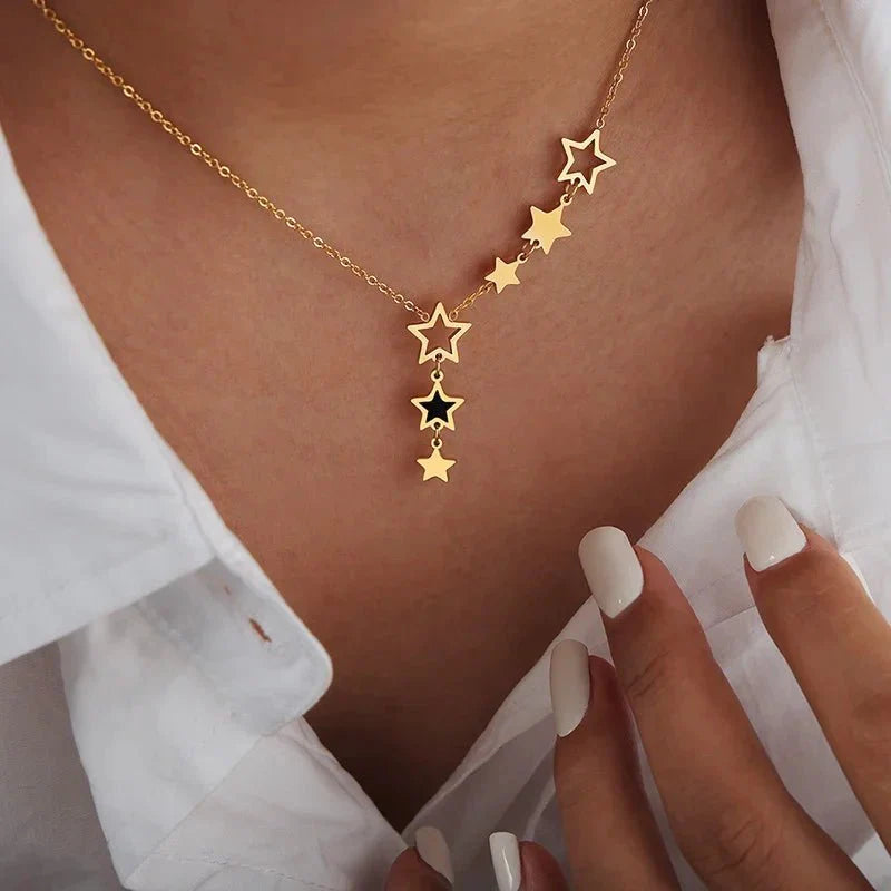 https://cdn.shopify.com/s/files/1/0820/4999/0943/files/shooting-star-celestial-necklace-669057.webp?v=1762198076